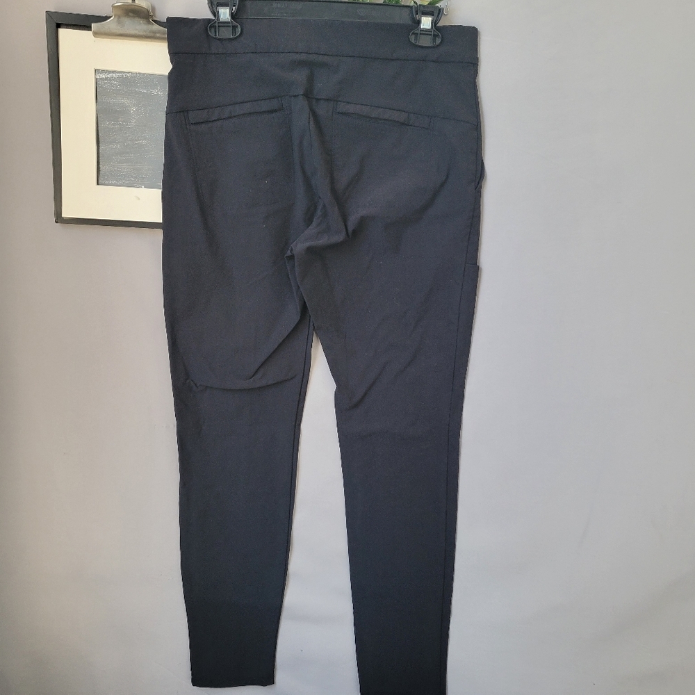 Athleta Wander Stash Skinny Nylon Pant Black 8 - Picture 3 of 13